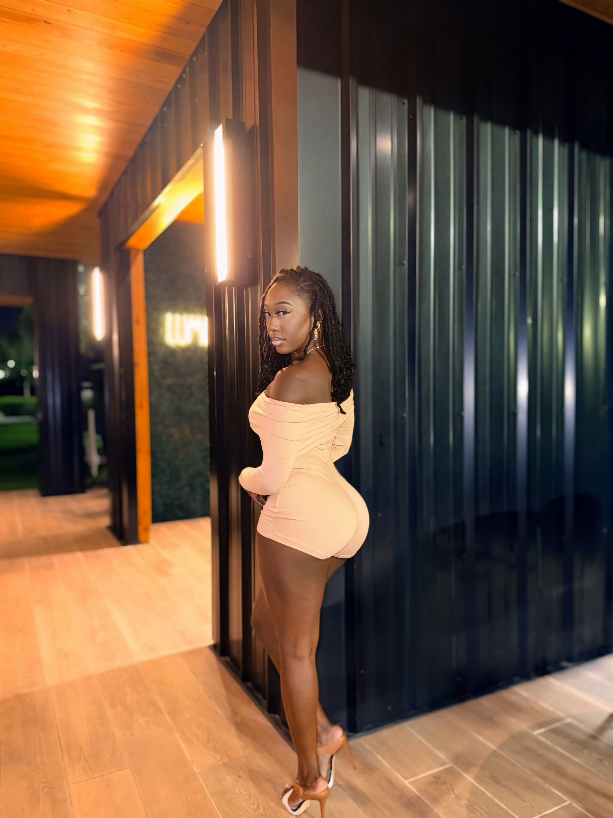 Cocktail Girly Romper - Nude